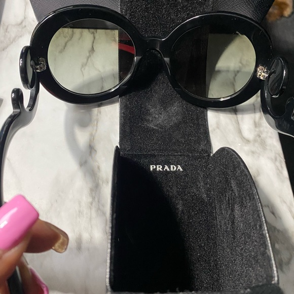 Sunglasses - Picture 5 of 11